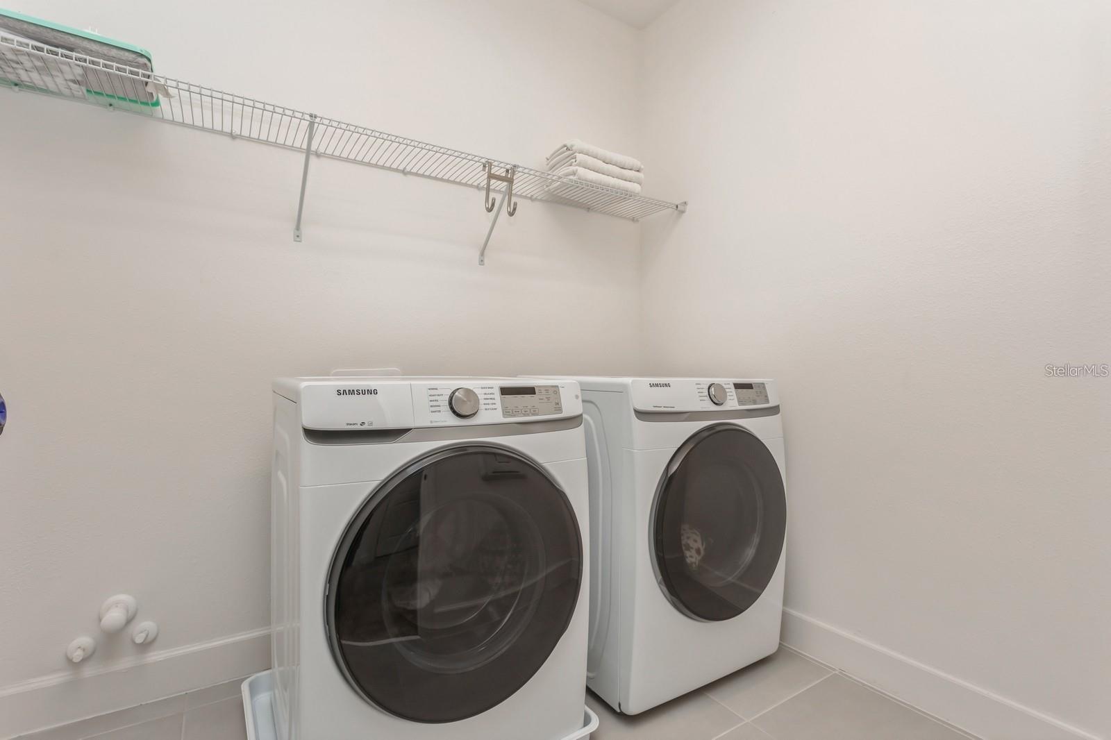 3281 GREAT BANYAN WAY, WESLEY CHAPEL, FL, 33543