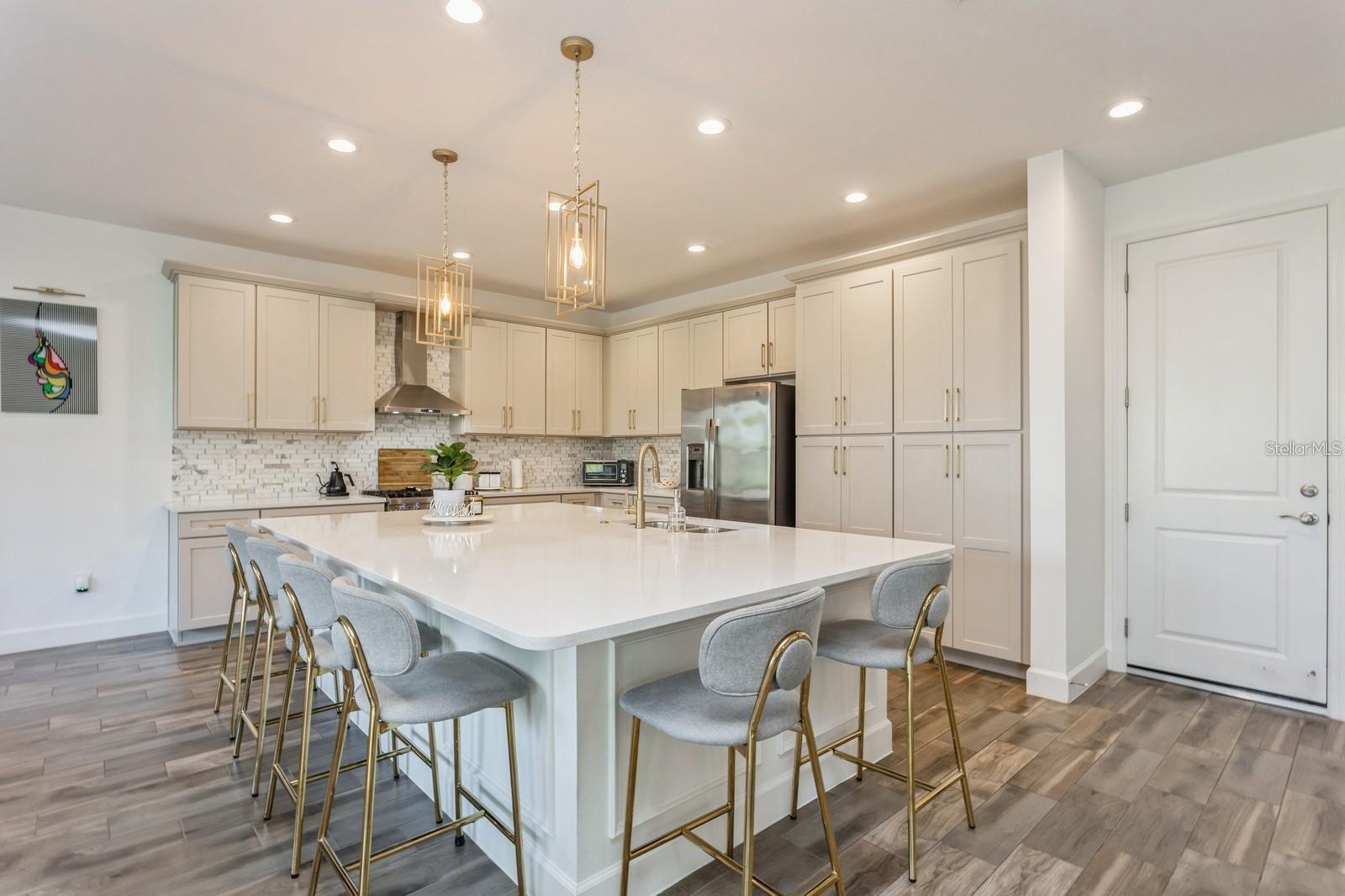 3281 GREAT BANYAN WAY, WESLEY CHAPEL, FL, 33543