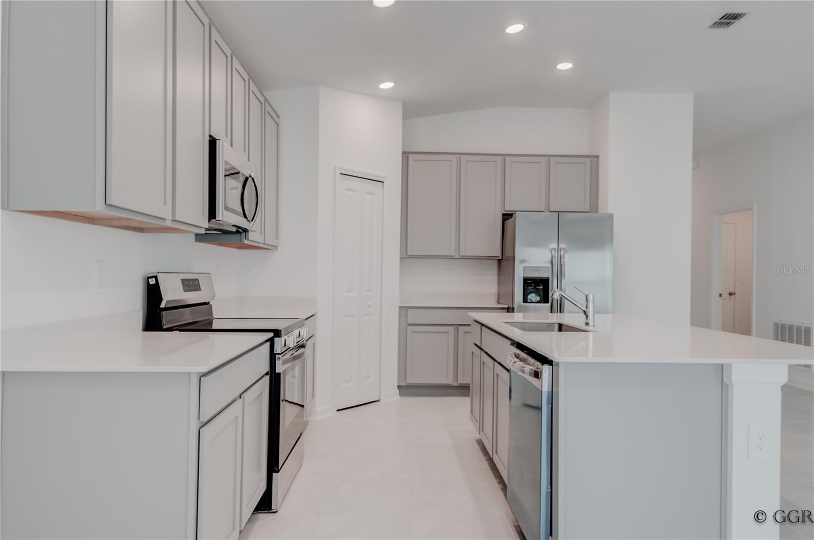 4823 EDENSBRIDGE LN, KISSIMMEE, FL, 34746
