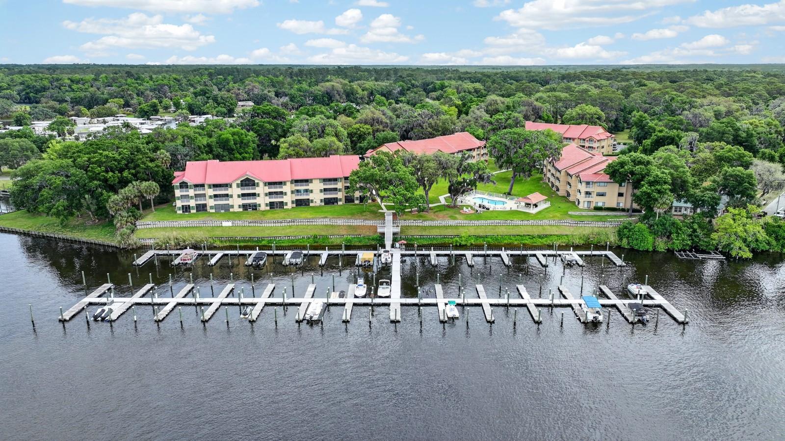 99 BROAD RIVER PL #2105, WELAKA, FL, 32193