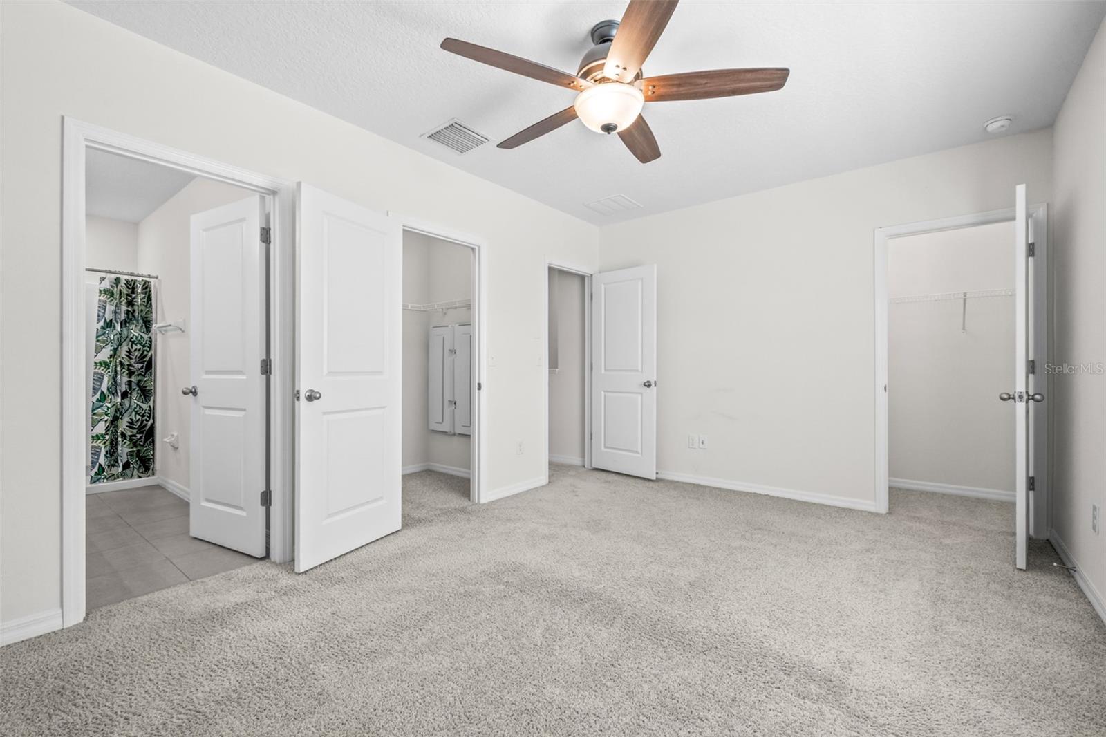 32960 KALOKO RD, WESLEY CHAPEL, FL, 33543