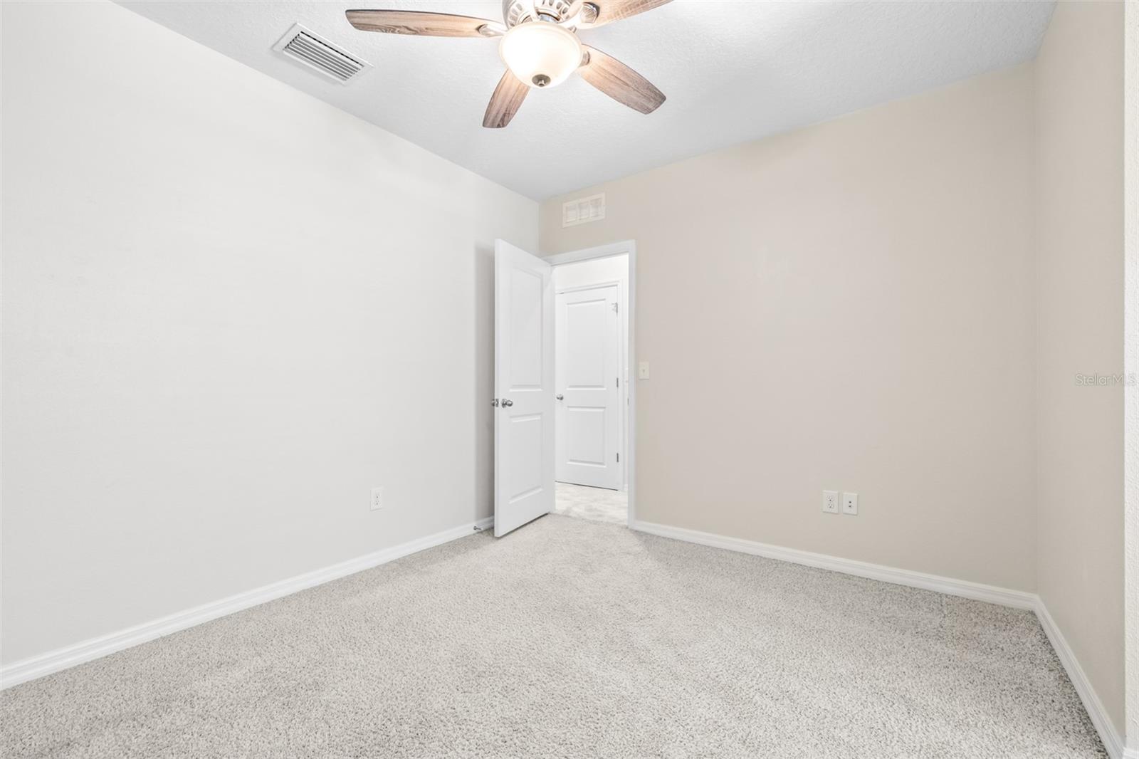 32960 KALOKO RD, WESLEY CHAPEL, FL, 33543