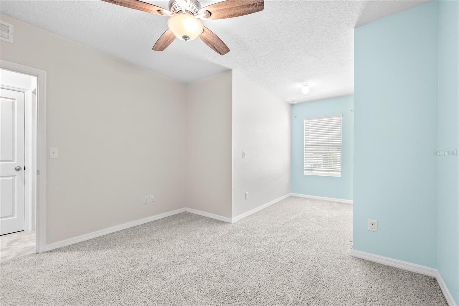 32960 KALOKO RD, WESLEY CHAPEL, FL, 33543