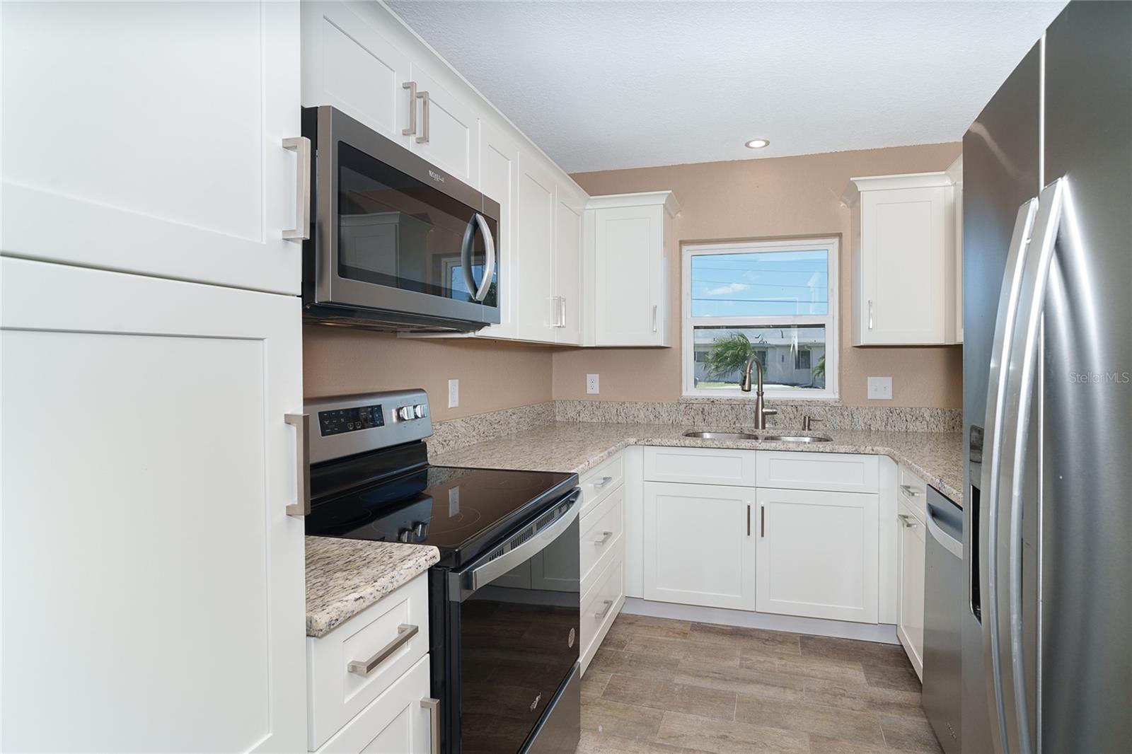 138 BUCKEYE AVE NW, PORT CHARLOTTE, FL, 33952