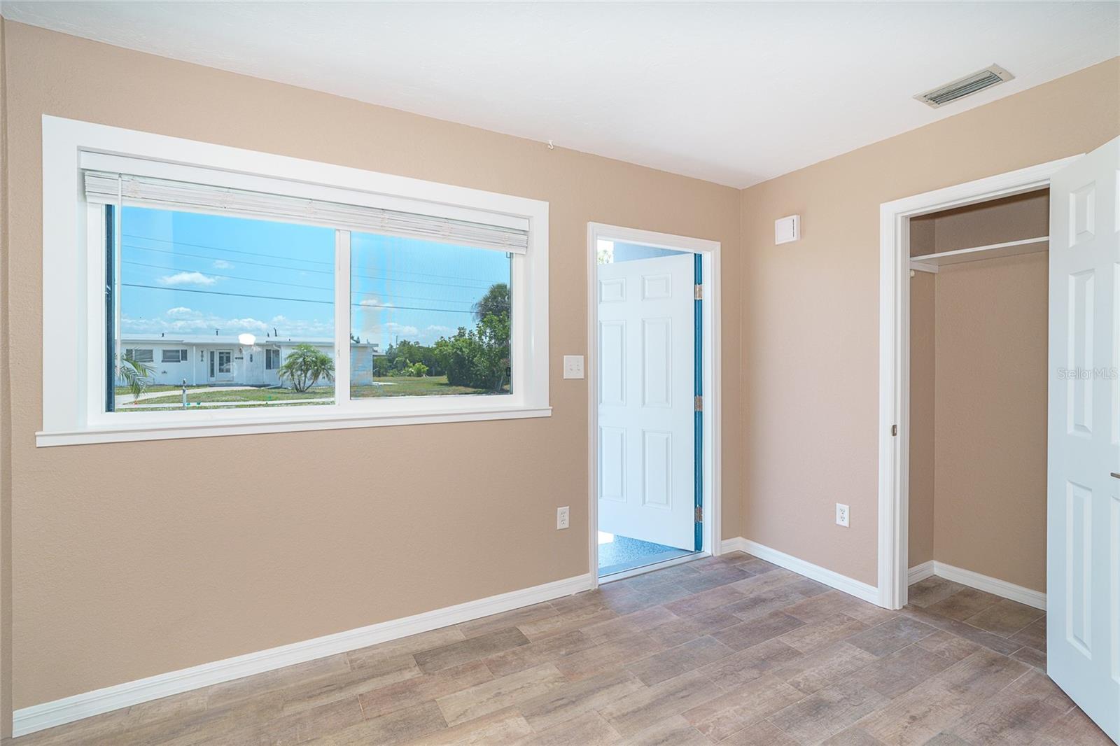 138 BUCKEYE AVE NW, PORT CHARLOTTE, FL, 33952