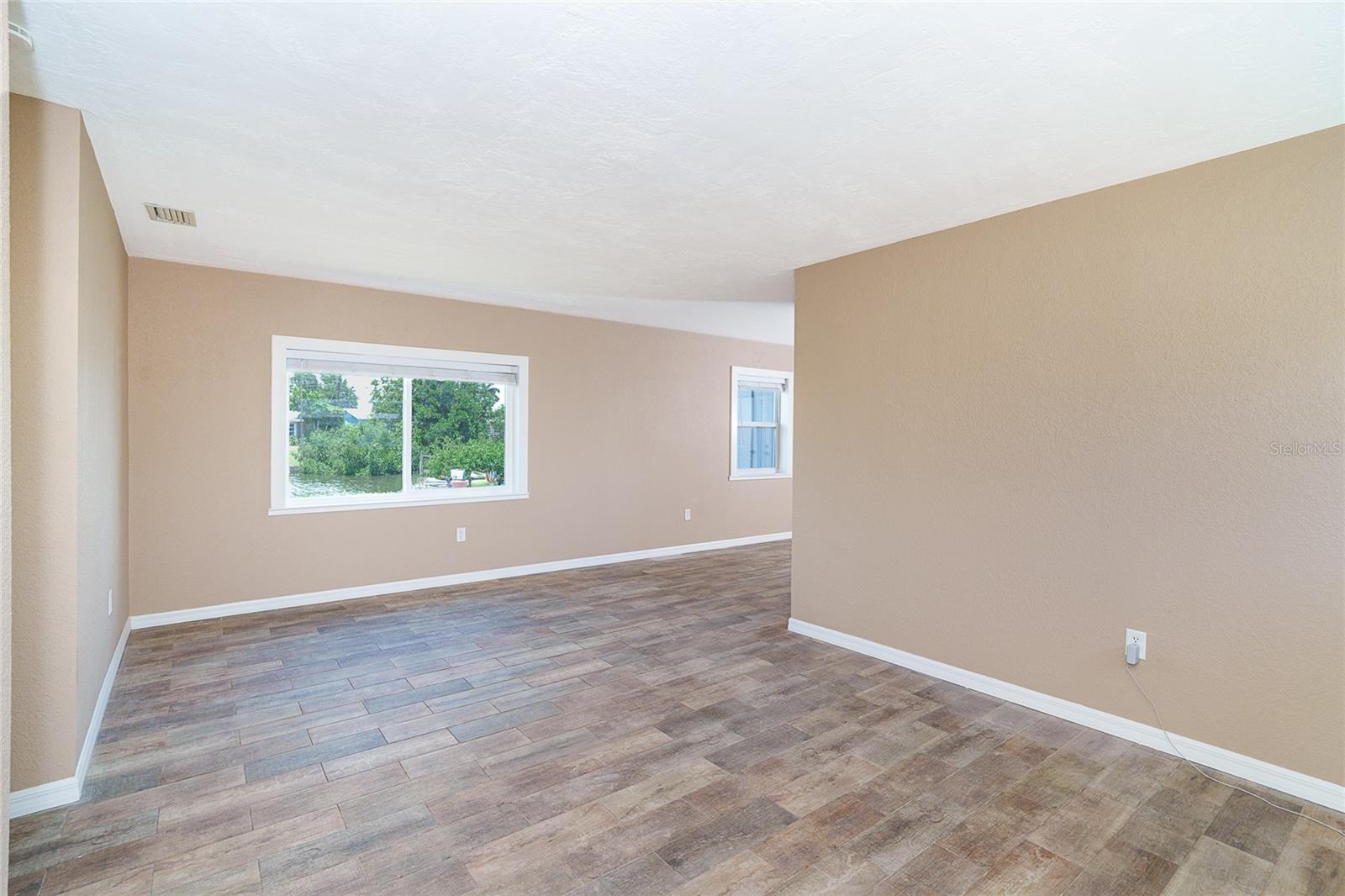 138 BUCKEYE AVE NW, PORT CHARLOTTE, FL, 33952