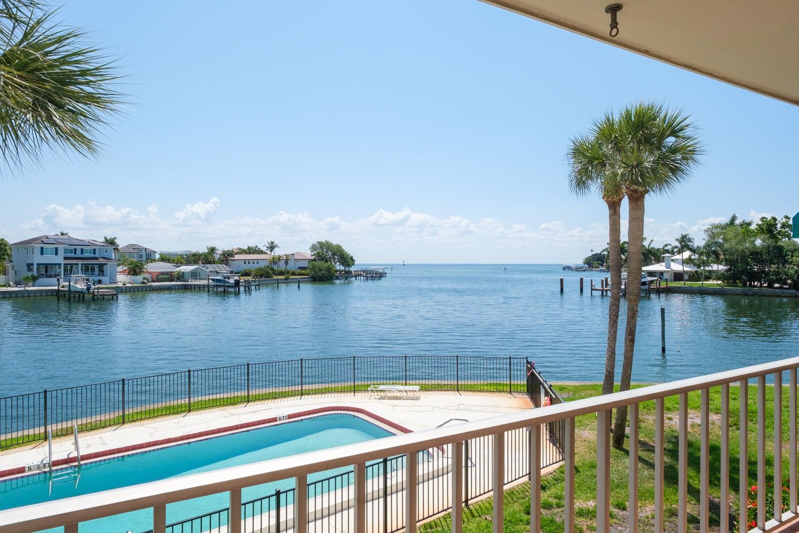 1361 SNELL ISLE BLVD NE #6, ST PETERSBURG, FL, 33704