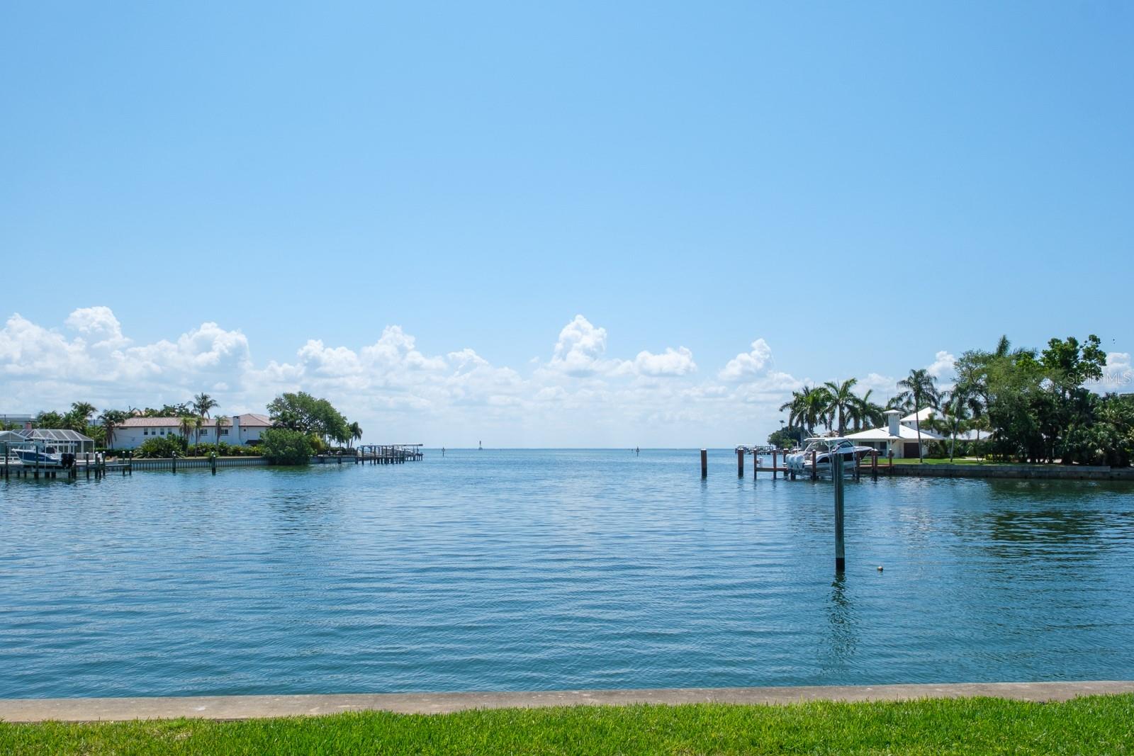 1361 SNELL ISLE BLVD NE #6, ST PETERSBURG, FL, 33704