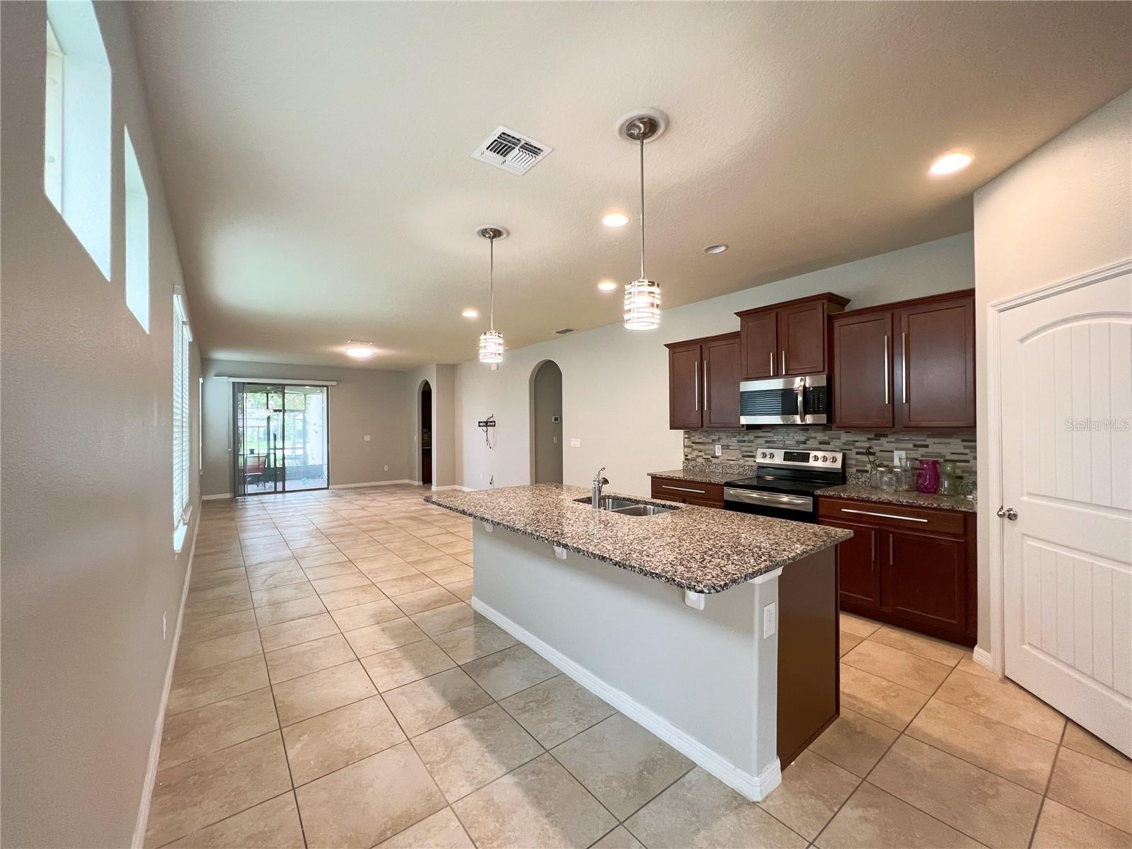 16229 PEBBLE BLUFF LOOP, WINTER GARDEN, FL, 34787