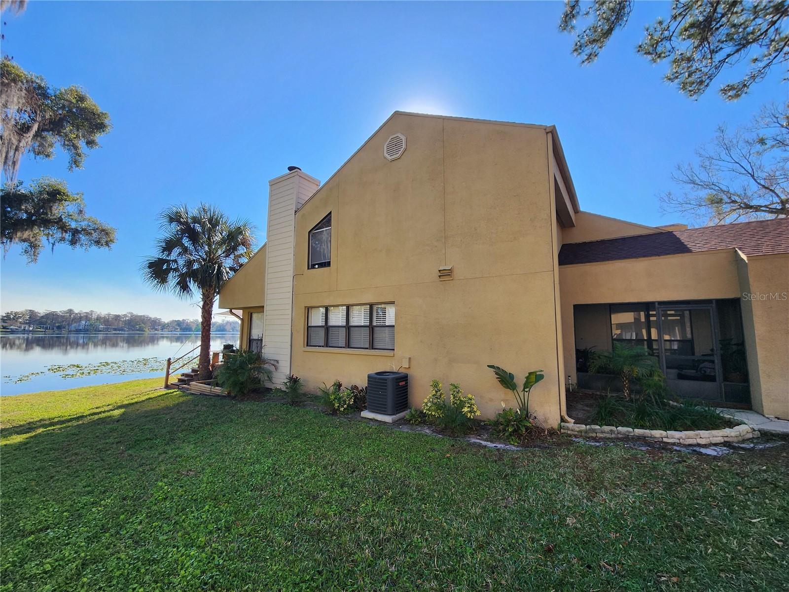 3402 ELLENWOOD LN, TAMPA, FL, 33618