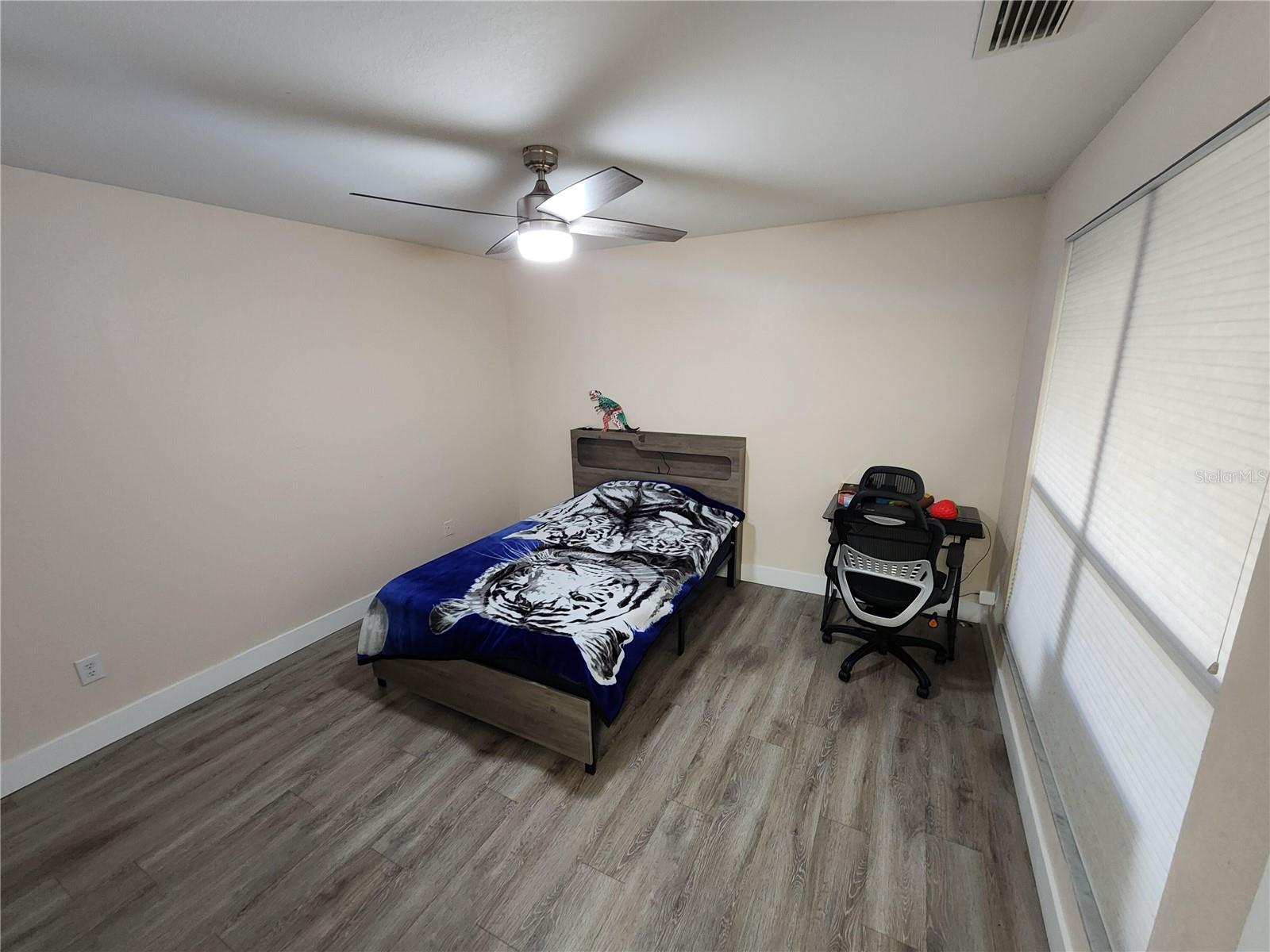3402 ELLENWOOD LN, TAMPA, FL, 33618