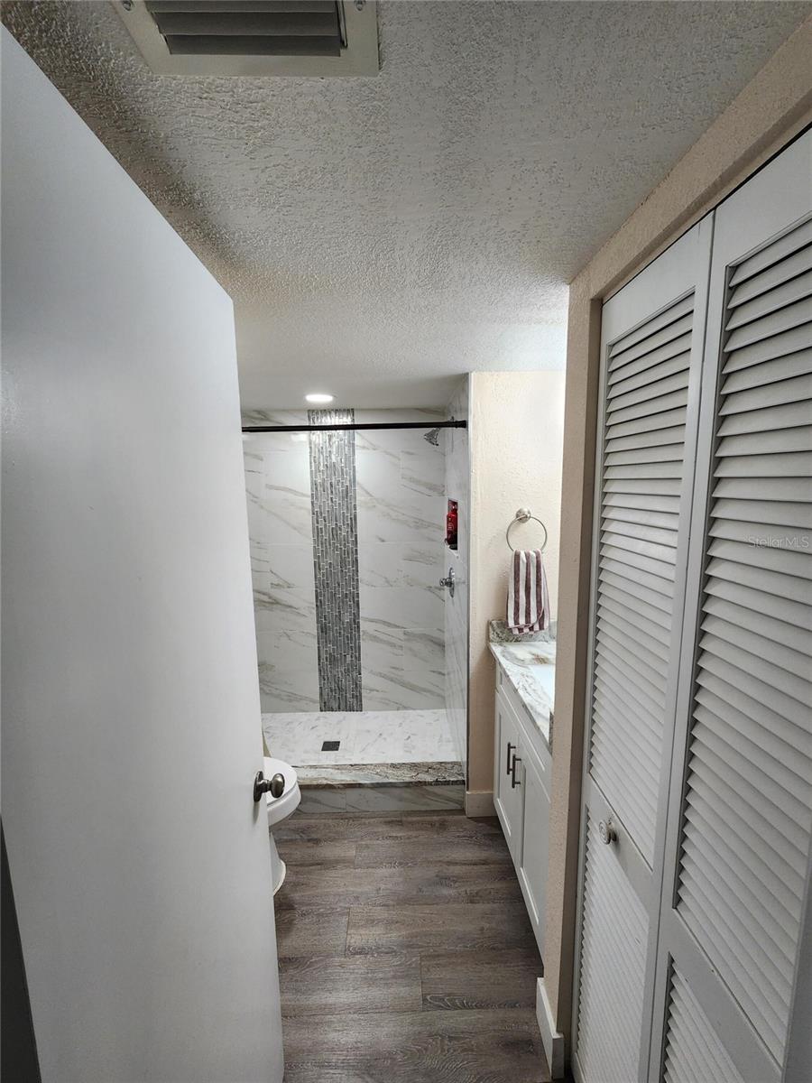 3402 ELLENWOOD LN, TAMPA, FL, 33618
