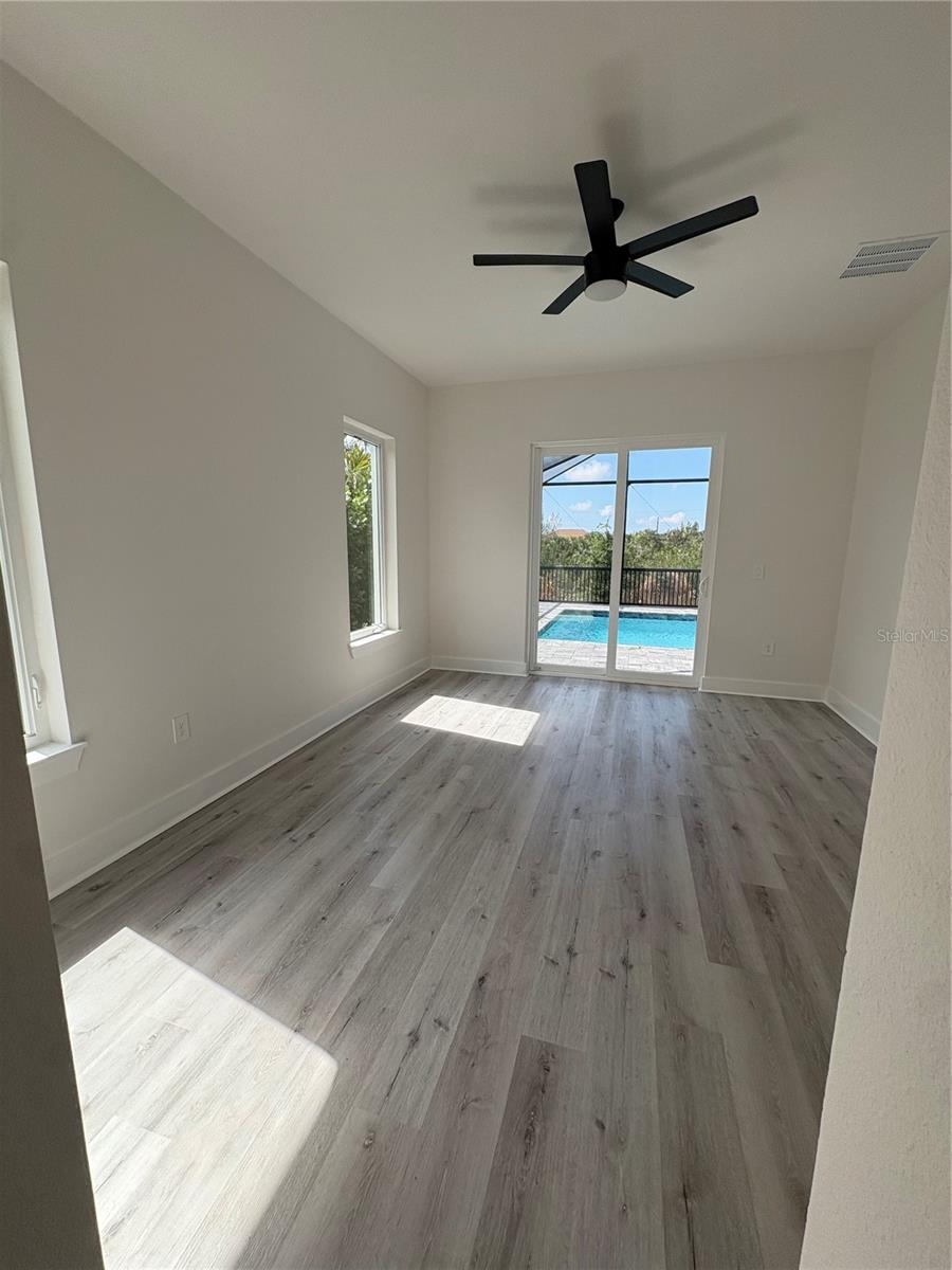 15384 HENNIPEN CIR, PORT CHARLOTTE, FL, 33981