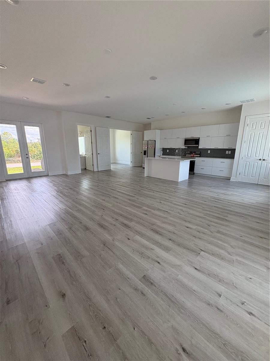 15384 HENNIPEN CIR, PORT CHARLOTTE, FL, 33981