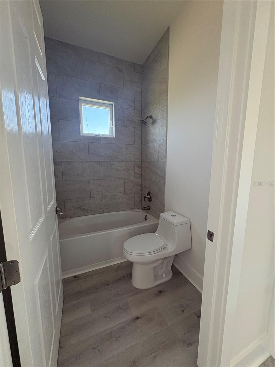 15384 HENNIPEN CIR, PORT CHARLOTTE, FL, 33981