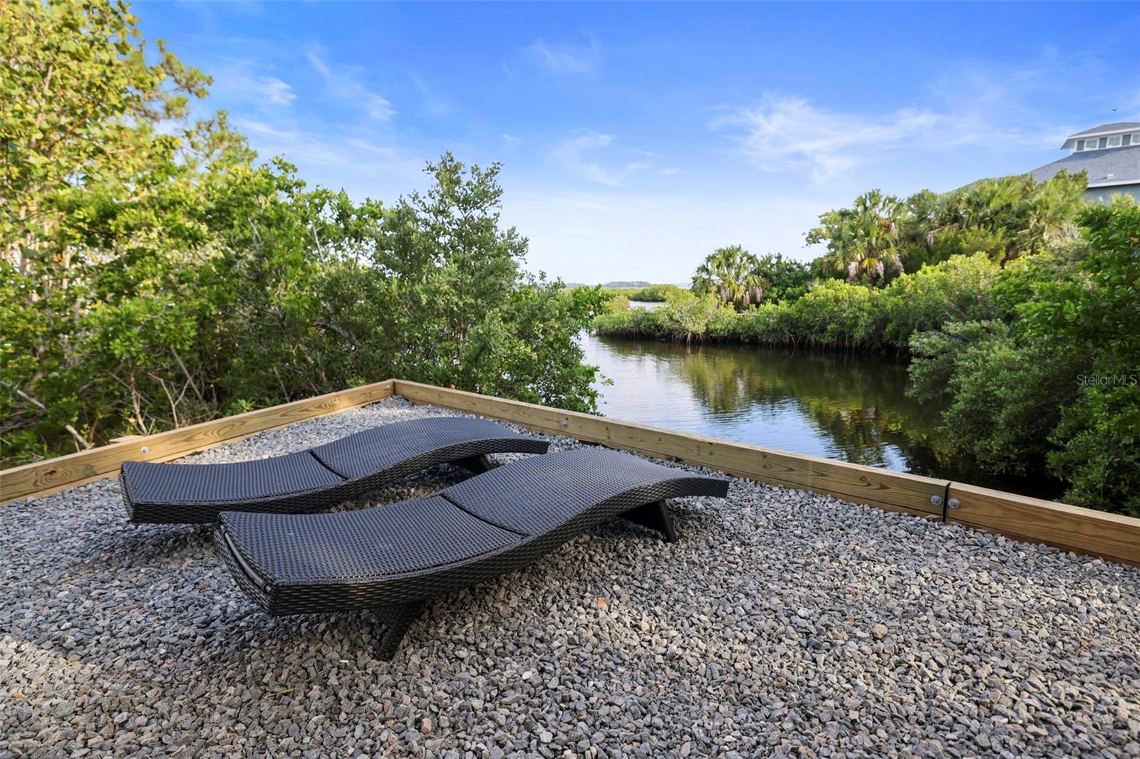 10701 PINE ISLAND DR, WEEKI WACHEE, FL, 34607