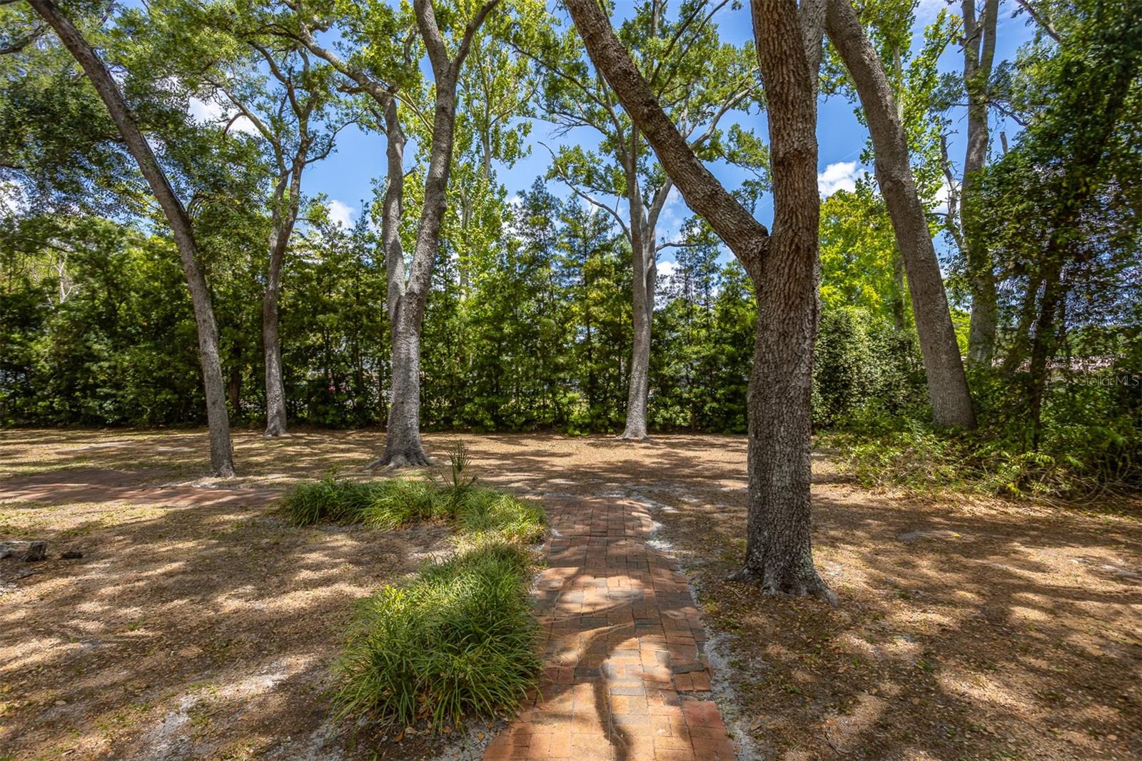 2124 LAURENCE DR, CLEARWATER, FL, 33764