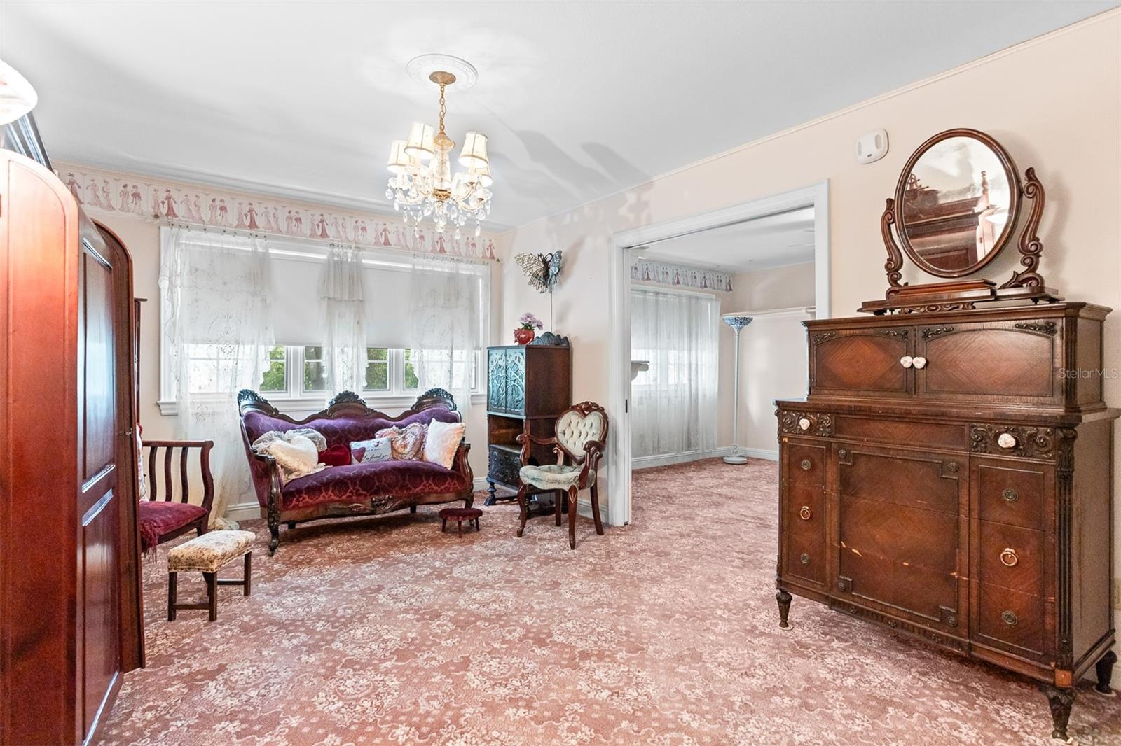 2124 LAURENCE DR, CLEARWATER, FL, 33764