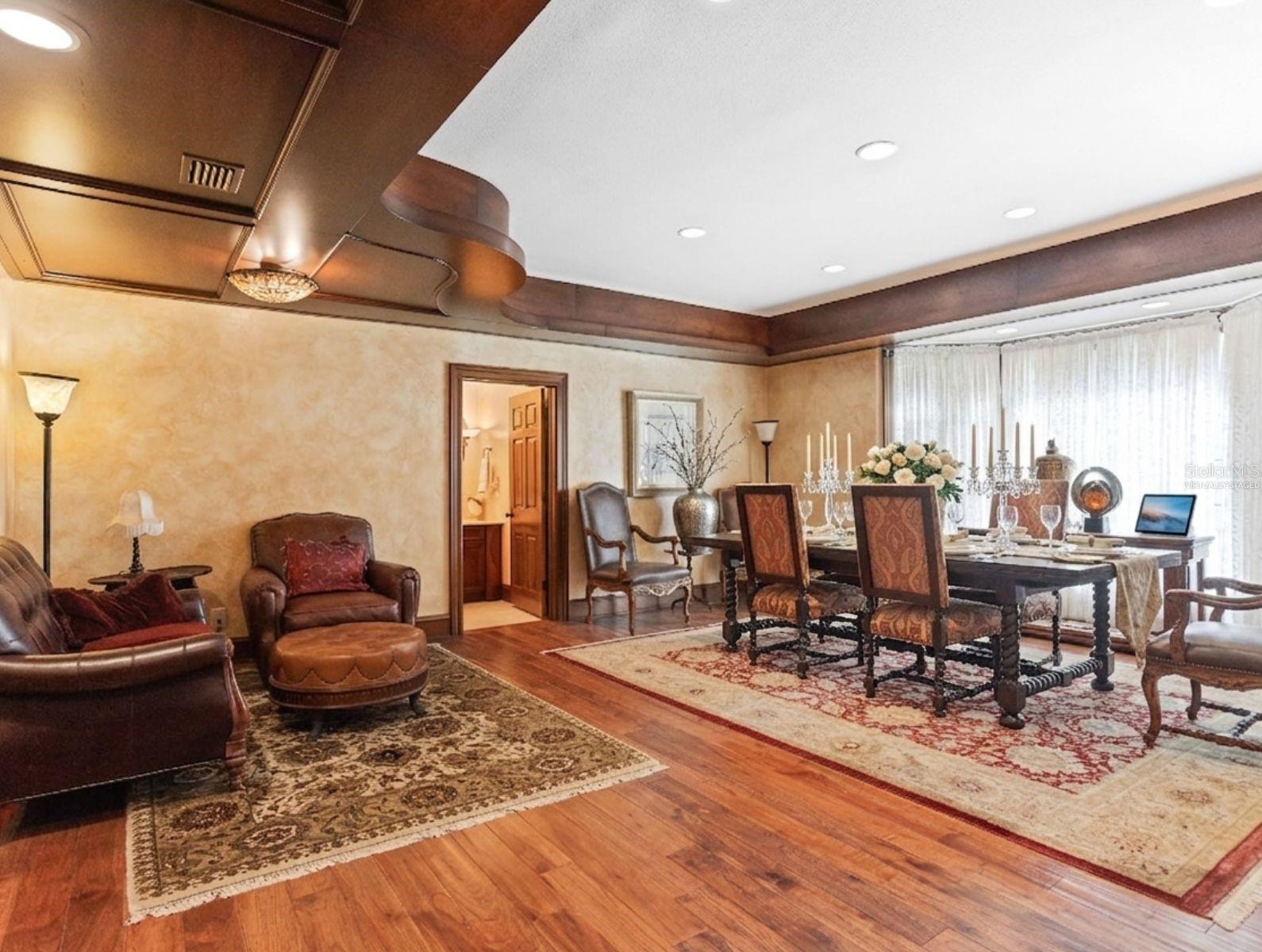 2124 LAURENCE DR, CLEARWATER, FL, 33764