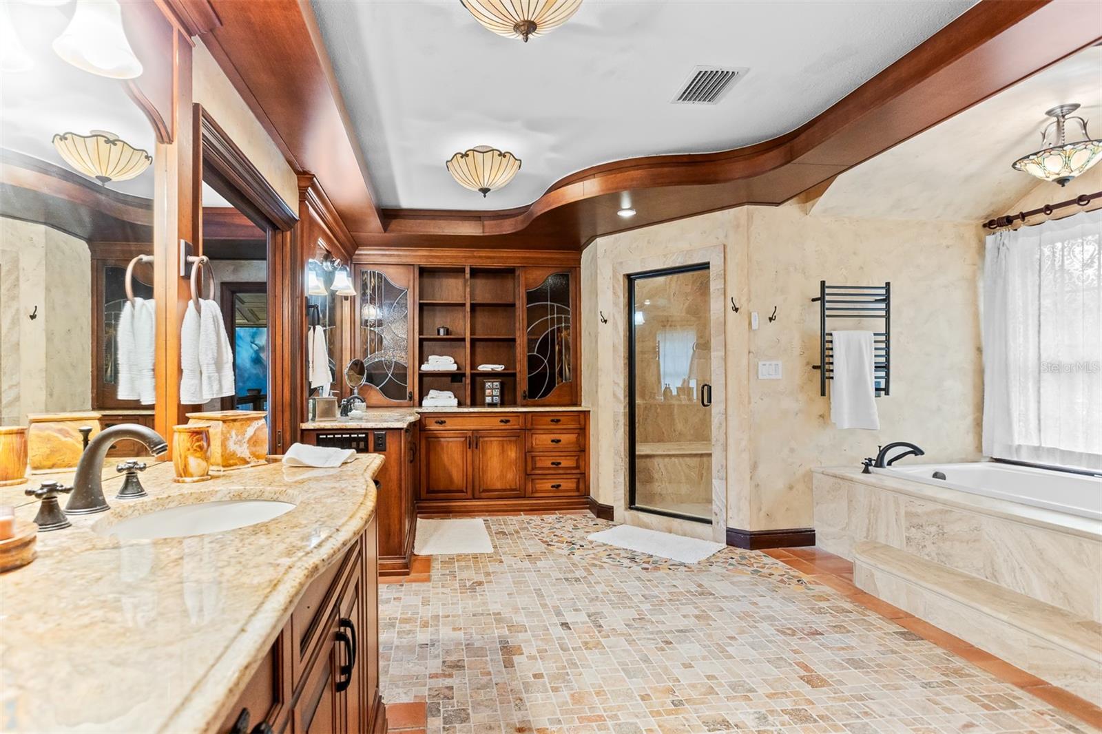 2124 LAURENCE DR, CLEARWATER, FL, 33764