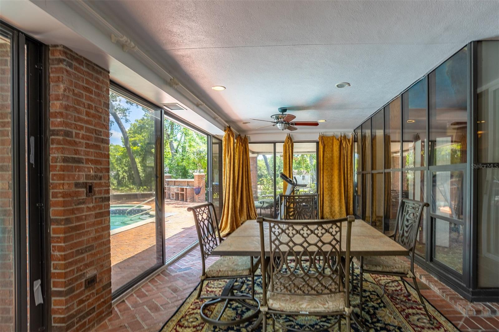 2124 LAURENCE DR, CLEARWATER, FL, 33764