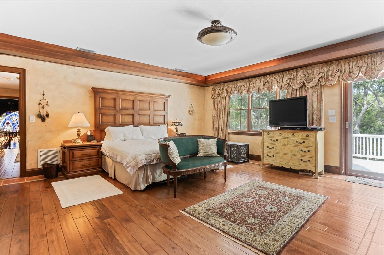2124 LAURENCE DR, CLEARWATER, FL, 33764