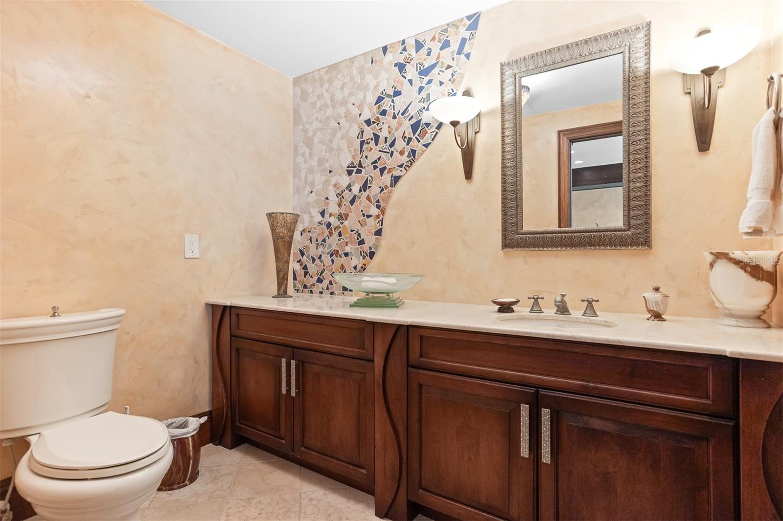 2124 LAURENCE DR, CLEARWATER, FL, 33764