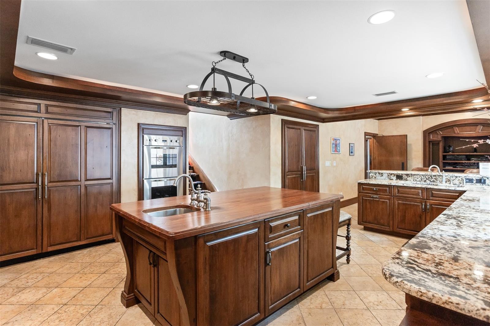 2124 LAURENCE DR, CLEARWATER, FL, 33764