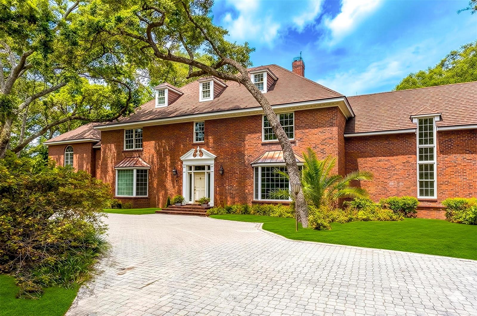 2124 LAURENCE DR, CLEARWATER, FL, 33764