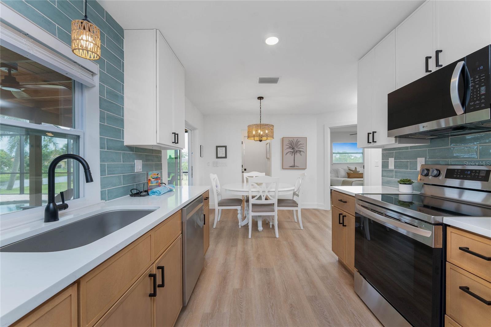 84 ANNAPOLIS LN, ROTONDA WEST, FL, 33947
