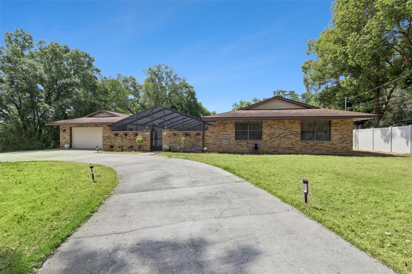 209 E CATAWBA ST, FRUITLAND PARK, FL, 34731