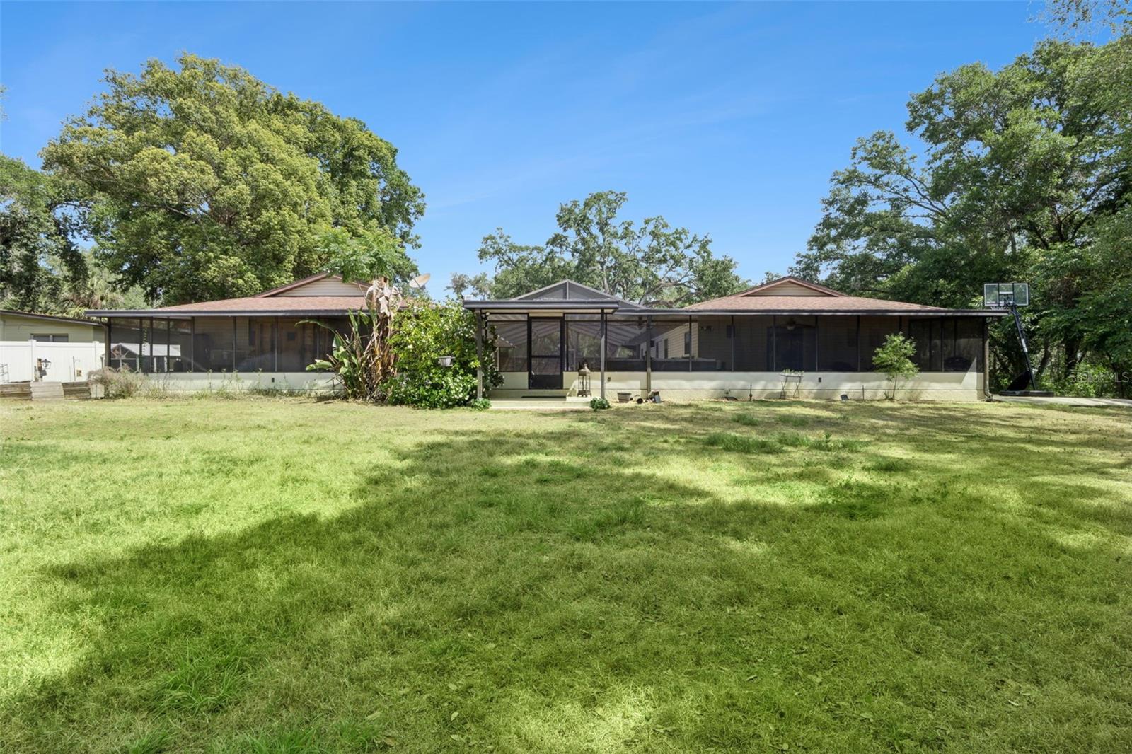 209 E CATAWBA ST, FRUITLAND PARK, FL, 34731