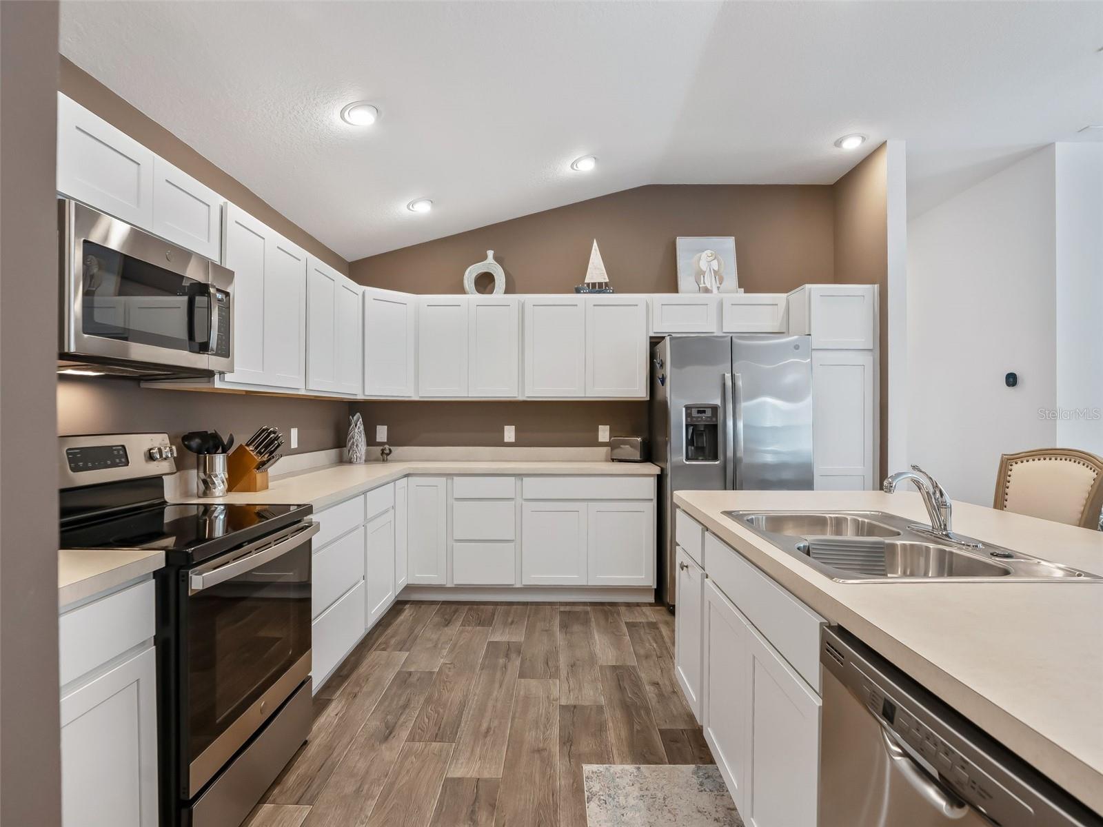 4953 ELLIE LN, THE VILLAGES, FL, 32163