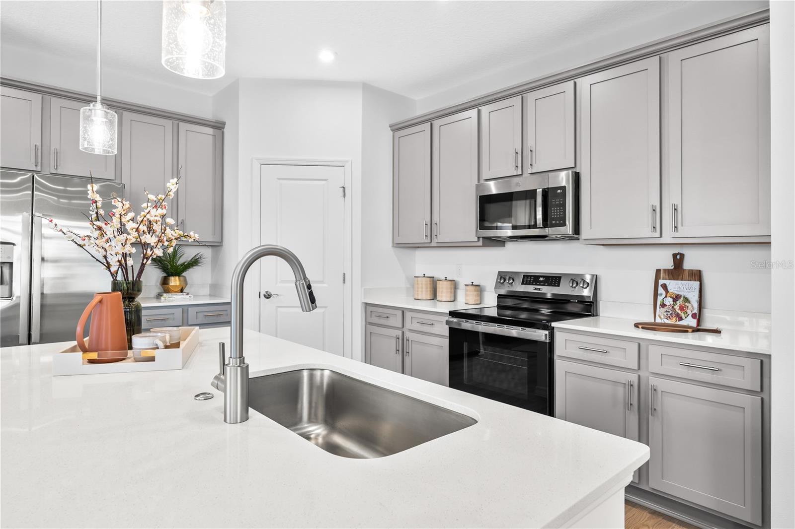 10148 MORNING MEADOWLARK TRL, PARRISH, FL, 34219