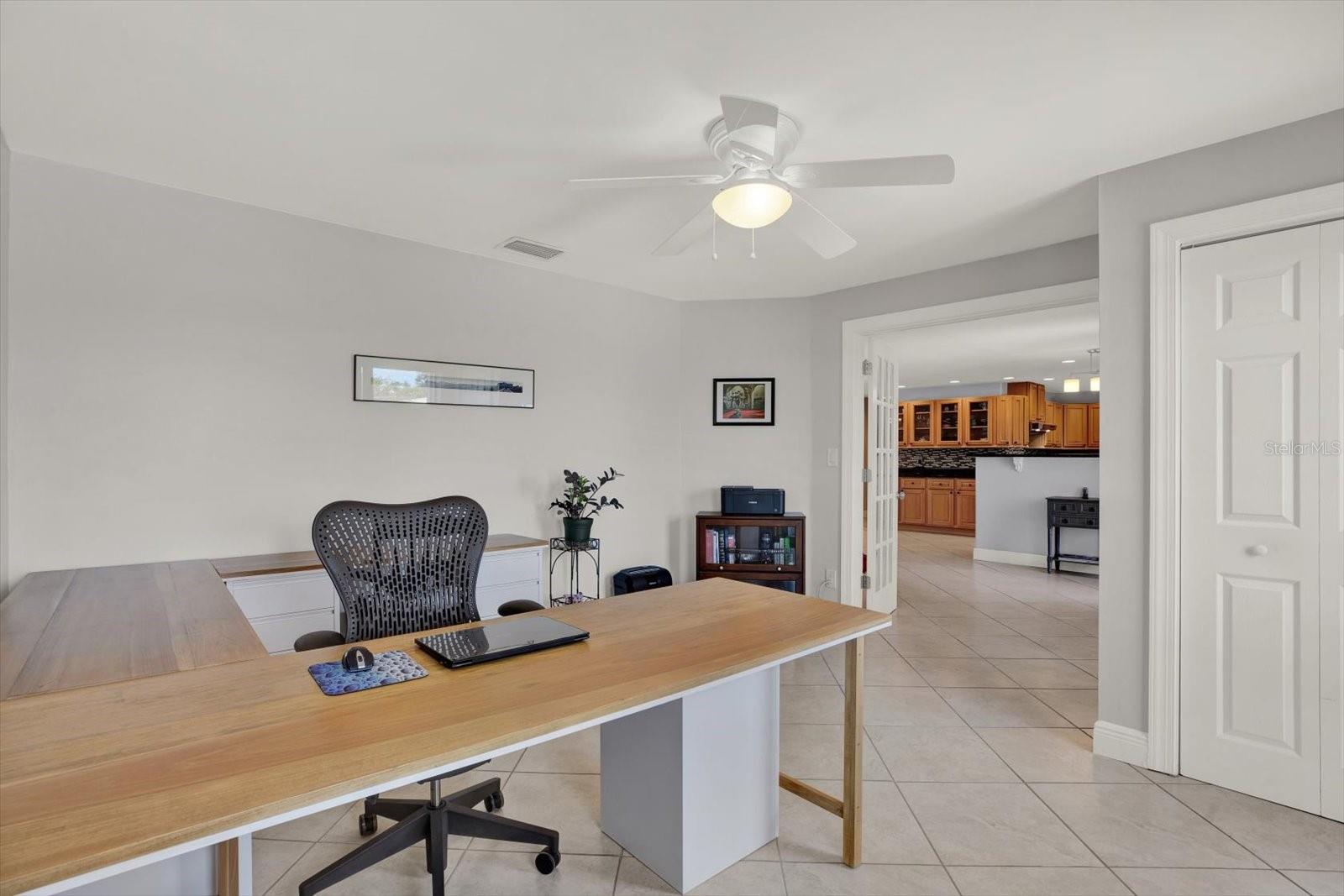14725 CROWN DR, LARGO, FL, 33774