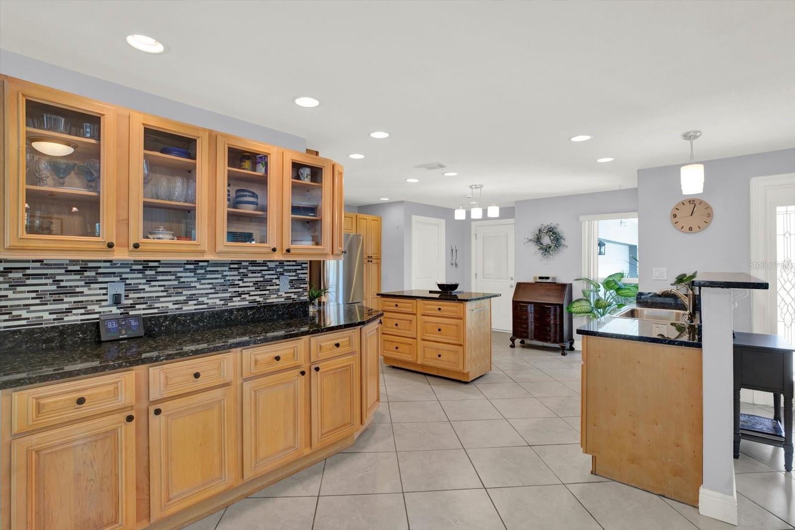 14725 CROWN DR, LARGO, FL, 33774