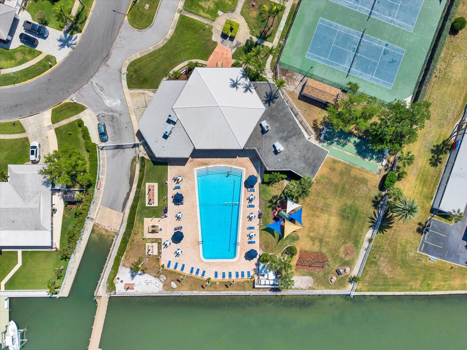 14725 CROWN DR, LARGO, FL, 33774