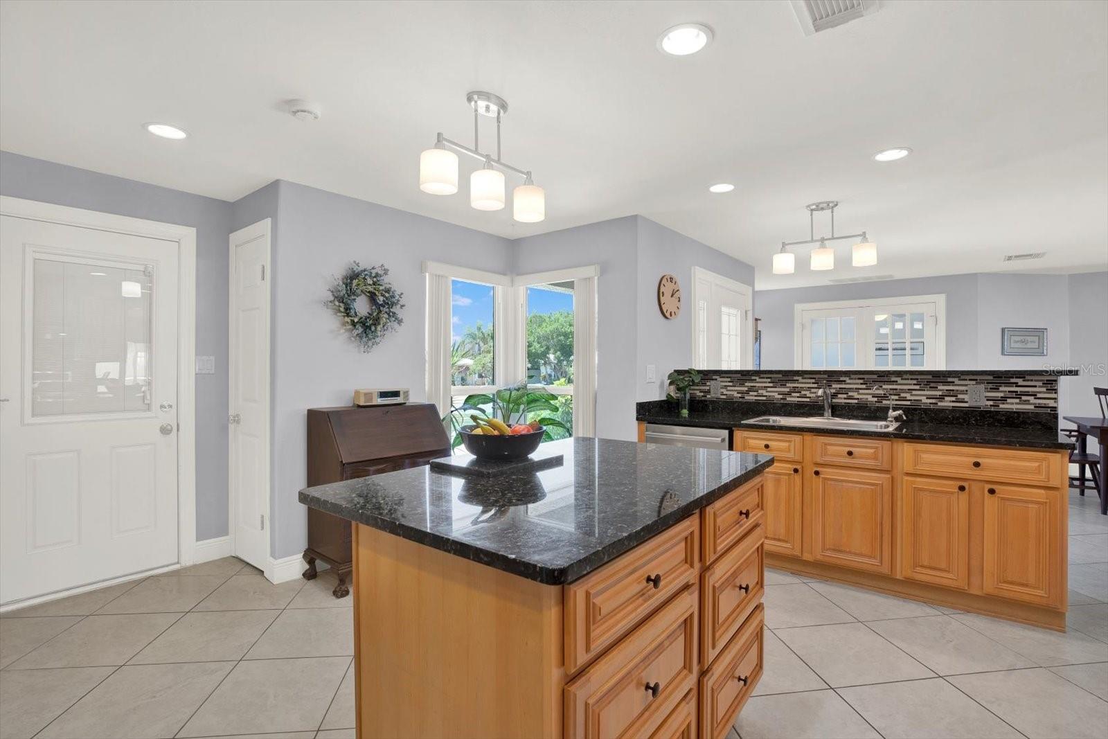 14725 CROWN DR, LARGO, FL, 33774