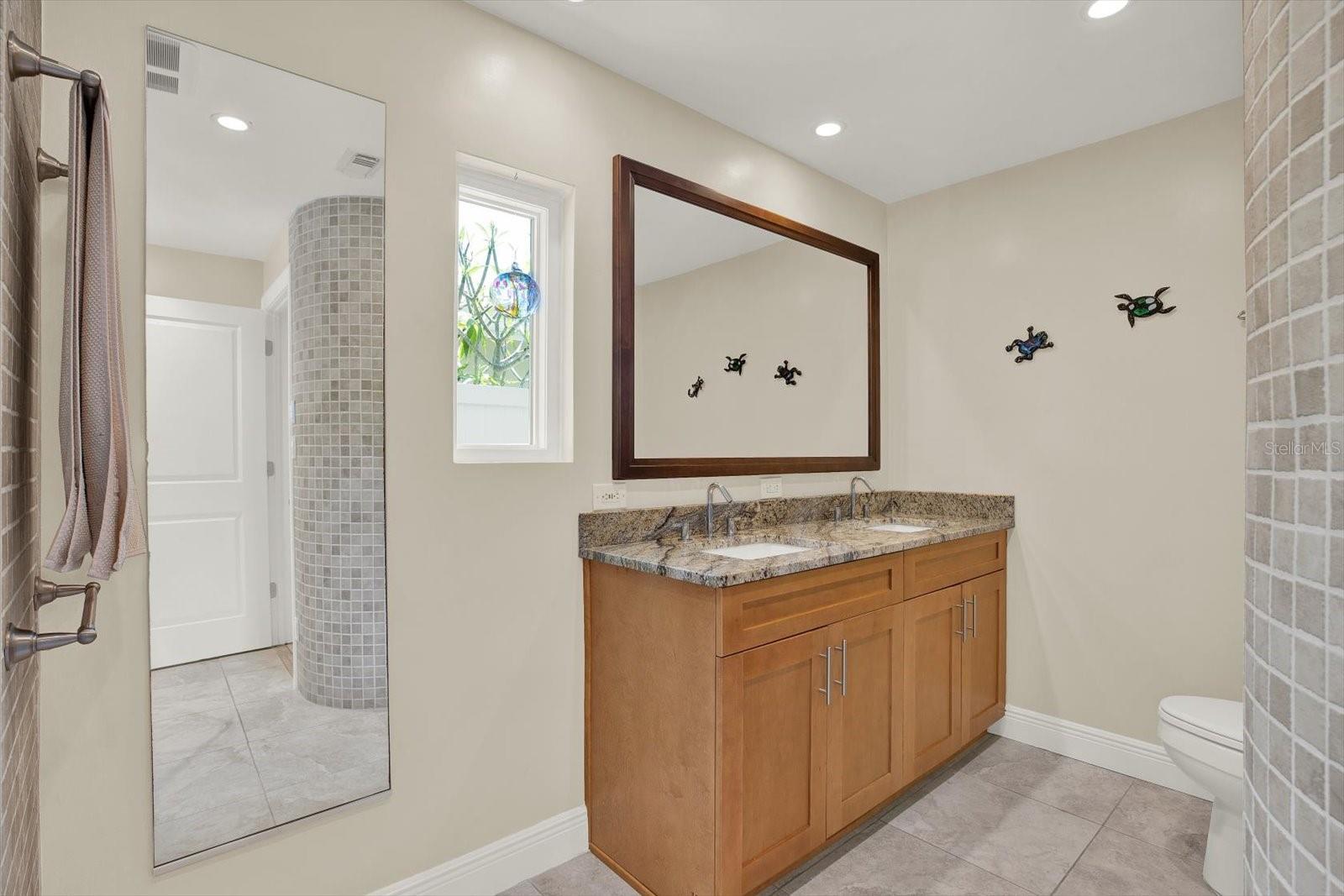 14725 CROWN DR, LARGO, FL, 33774