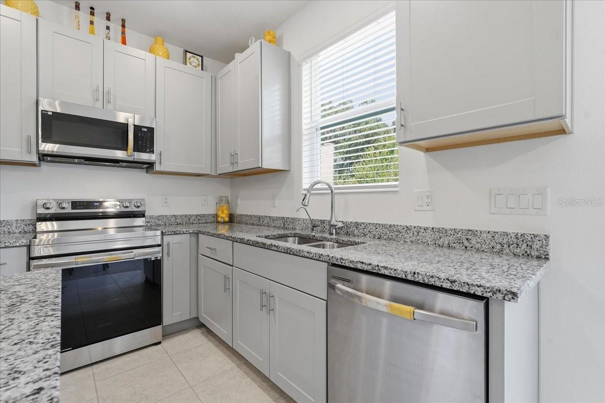 34179 CINDER WAY, WESLEY CHAPEL, FL, 33545