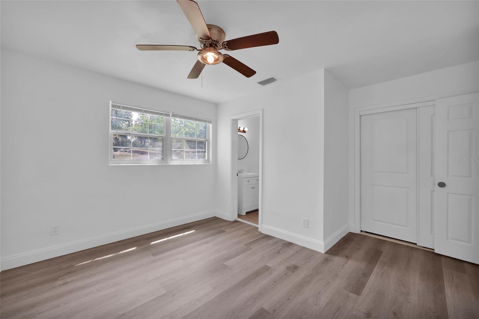 1110 BUSAC AVE, JACKSONVILLE, FL, 32205