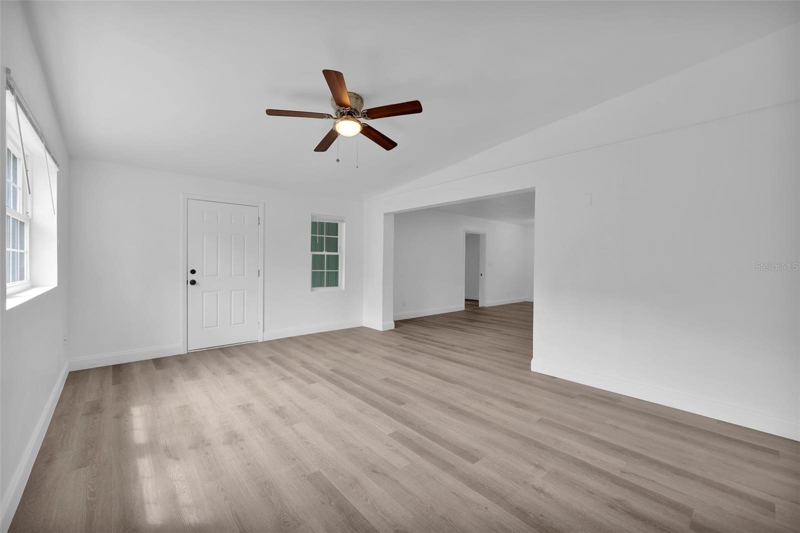 1110 BUSAC AVE, JACKSONVILLE, FL, 32205