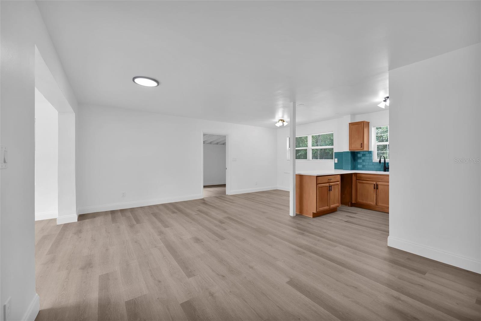 1110 BUSAC AVE, JACKSONVILLE, FL, 32205