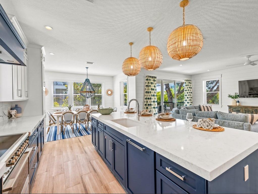 204 COOLIDGE DR, SARASOTA, FL, 34236