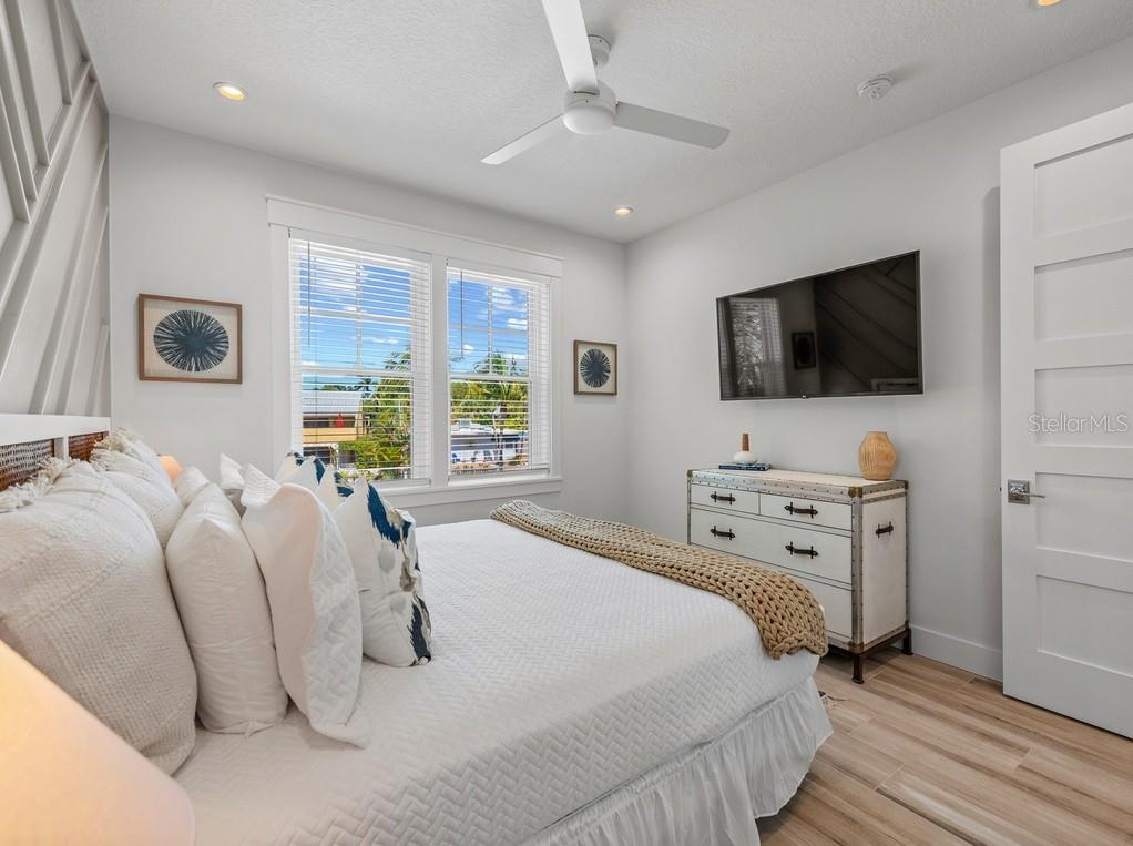 204 COOLIDGE DR, SARASOTA, FL, 34236