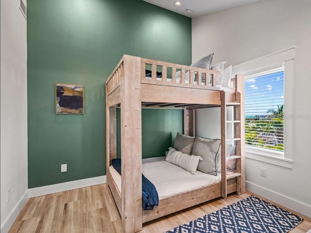 204 COOLIDGE DR, SARASOTA, FL, 34236