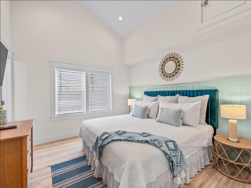 204 COOLIDGE DR, SARASOTA, FL, 34236