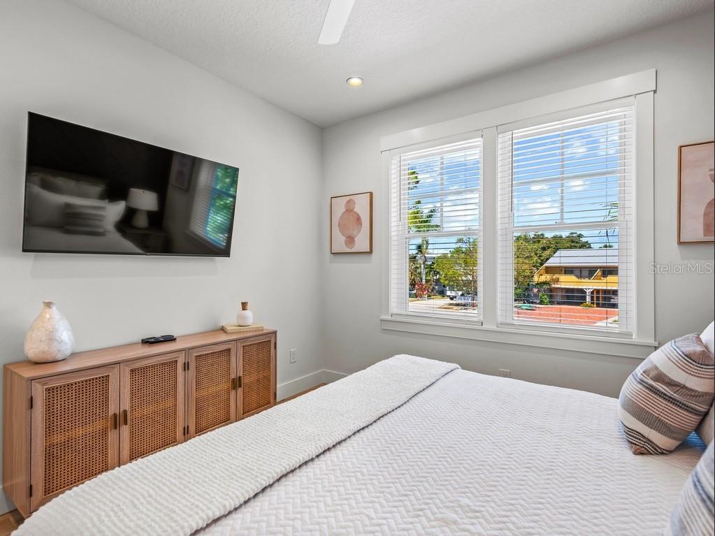 204 COOLIDGE DR, SARASOTA, FL, 34236