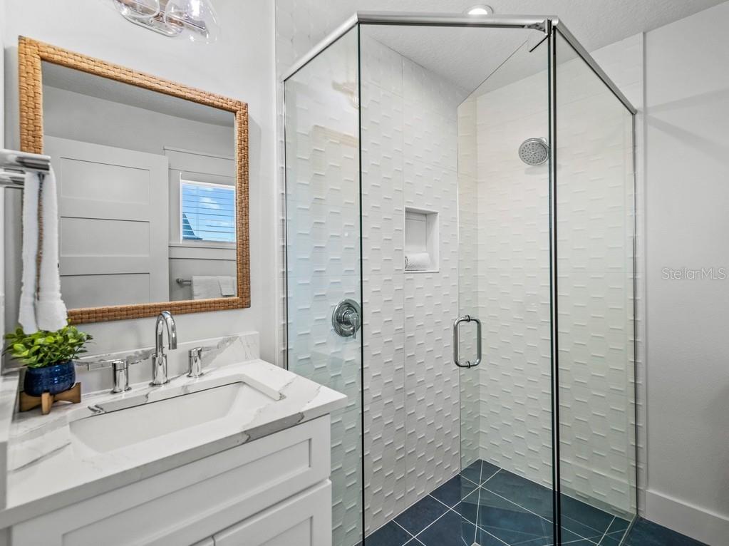 204 COOLIDGE DR, SARASOTA, FL, 34236