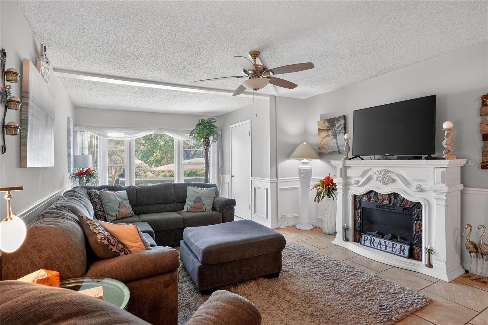 333 LAKE HOWARD DR NW #203C, WINTER HAVEN, FL, 33880